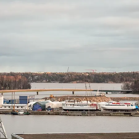 Seaside Downtown Merihaka * Helsinki