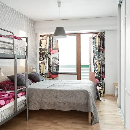 Apartment Seaside Downtown Merihaka Helsinki